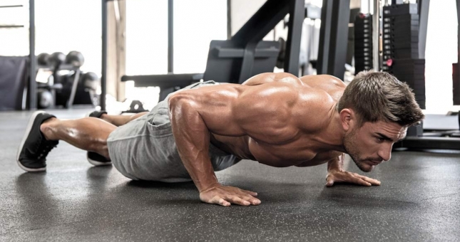 Cách tập gym tại nhà hiệu quả với 9 bài tập đơn giản