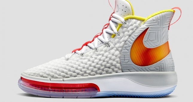 Nike ra mắt siêu phẩm giày bóng rổ AlphaDunk giúp cầu thủ bật cao hơn