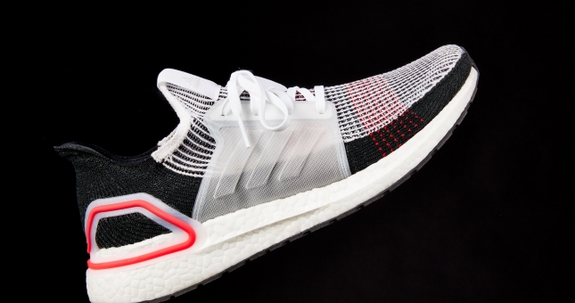 Ultra Boost 19 bất ngờ giảm giá sốc tới hơn 30%