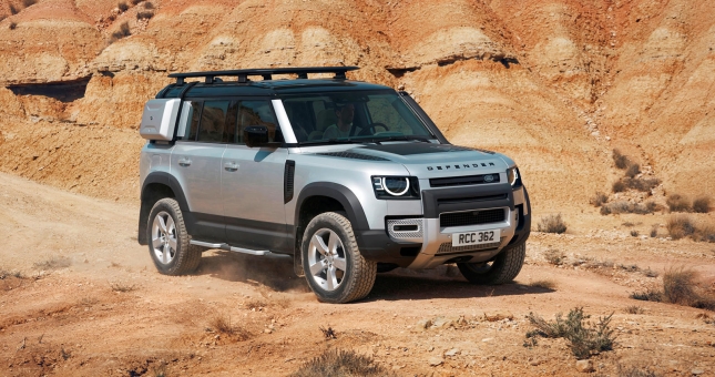 Land Rover Defender 2020 lột xác với diện mạo mới cực 'ngầu'