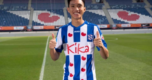 CLB Heerenveen của Văn Hậu 'chật vật' tìm nhà tài trợ áo đấu