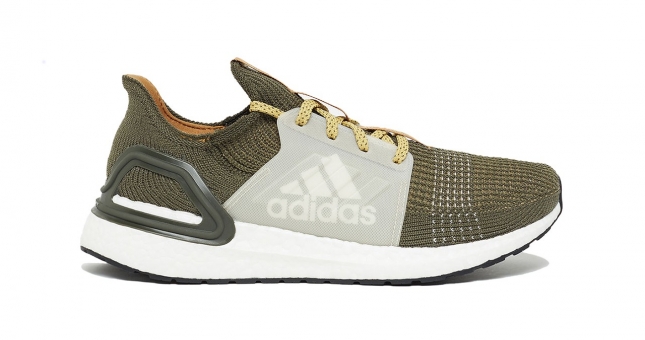 Xuất hiện thêm một mẫu UltraBoost 19 với thiết kế mới lạ