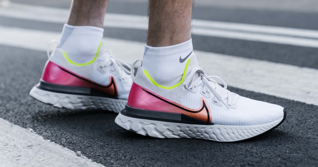 Nike ra mắt giày chạy React Infinity Run giảm chấn thương
