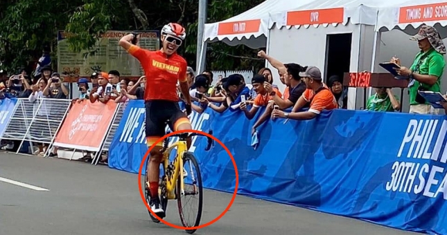 Cua-rơ Nguyễn Thị Thật đi xe hơn 100 triệu giành vàng SEA Game 30