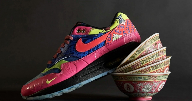 Cận cảnh siêu phẩm Nike Air Max 1 Premium Tết