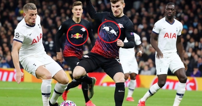 Cầu thủ Leipzig mặc sai đồng phục trong trận gặp Tottenham
