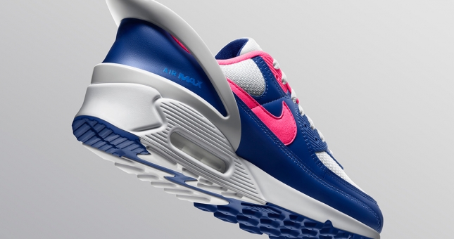 Nike ra mắt Air Max 90 Flyease 'có cánh' độc đáo