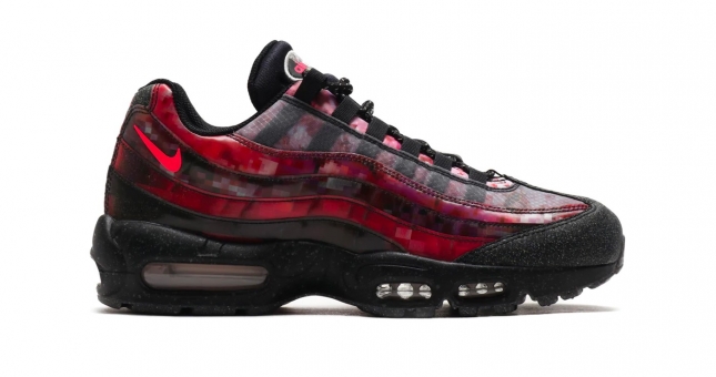 Nike phát hành Airmax 95 'Hoa Anh Đào' độc đáo