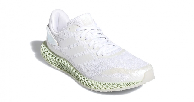 Adidas ra mắt phiên bản 4D Run 1.0  trắng 'lạ'