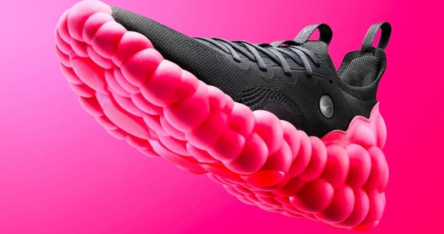 Mizuno ra mắt đệm giày mới siêu độc