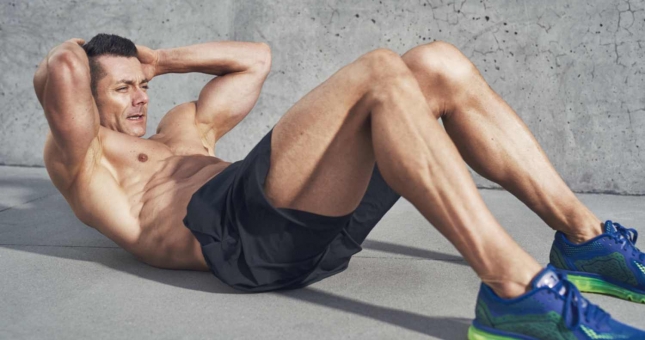 Gập bụng bao nhiêu cái mới đốt mỡ và có 6 múi?