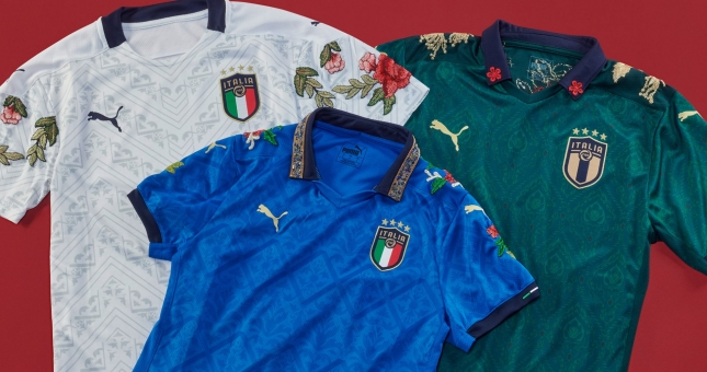 Nghệ sĩ biến áo đấu của đội tuyển Ý thời trang hơn