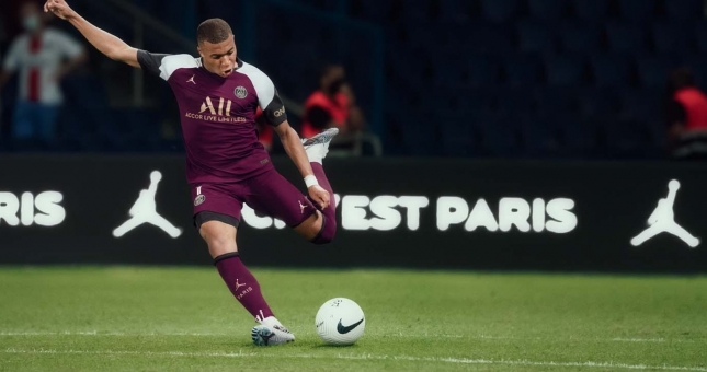 PSG ra mắt áo đấu thứ ba cực độc kết hợp cùng Jordan