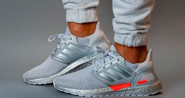 Hé lộ UltraBOOST 2020 'NASA' độc lạ của Adidas