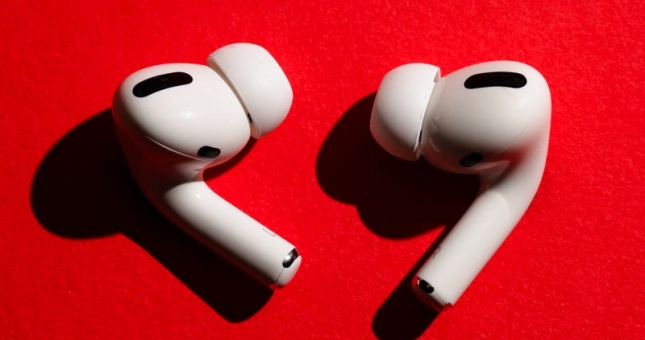 Apple AirPods Pro giảm giá thấp chưa từng thấy