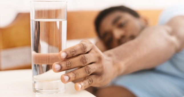 8 thói quen uống lành mạnh giúp giảm cân nhanh