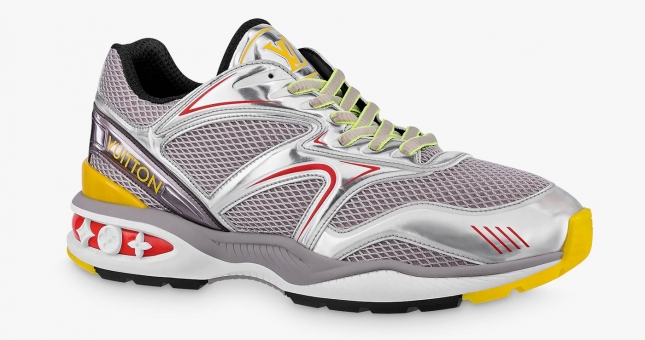 Louis Vuitton 'gây sốt' với giày leo núi hơn 27 triệu