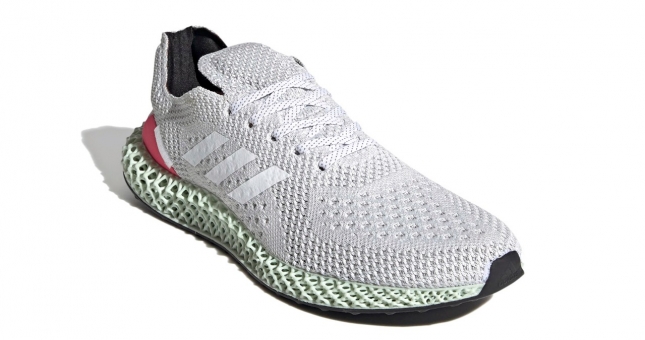 Adidas ra mắt 4D Runner lột xác ấn tượng