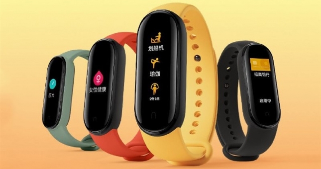 Mi Band 5 giảm giá 300 nghìn so với khi ra mắt