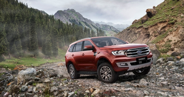 Ford Everest 2019 sẽ sở hữu động cơ TwinTurbo cùng hộp số 10 cấp