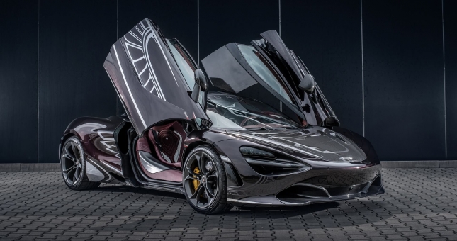 Chiêm ngưỡng khoang lái đầy mê hoặc trên McLaren 720S 