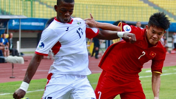 Thủng lưới phút cuối, U19 Việt Nam thất bại ngày ra quân