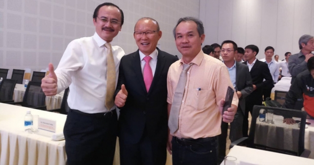 Bầu Đức: 'Tôi muốn gia hạn với ông Park, nhưng lại không có quyền'