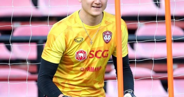 HLV Muangthong chỉ ra điểm yếu của Đặng Văn Lâm