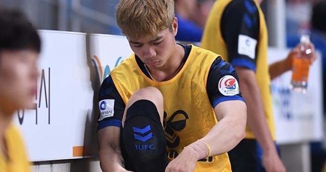 NÓNG: Công Phượng chia tay Incheon, chuẩn bị sang Pháp thử việc