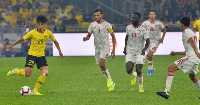 VIDEO: Malaysia thua ngược đầy đáng tiếc UAE trên sân nhà