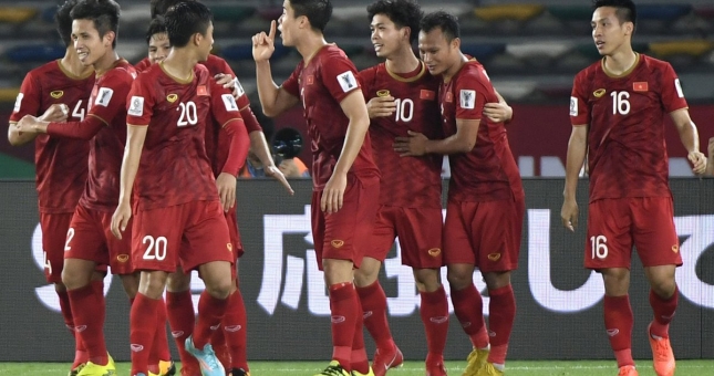 ĐT Việt Nam đấu Malaysia bằng đội hình trẻ nhất bảng G