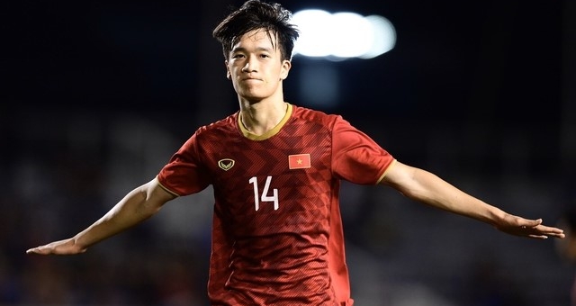 VIDEO: Hoàng Đức lập siêu phẩm giúp U22 Việt Nam thắng kịch tính Indonesia