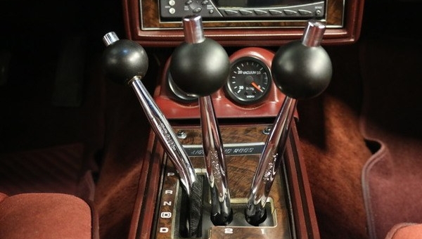 13 mẫu cần số ô tô độc đáo nhất Thế giới