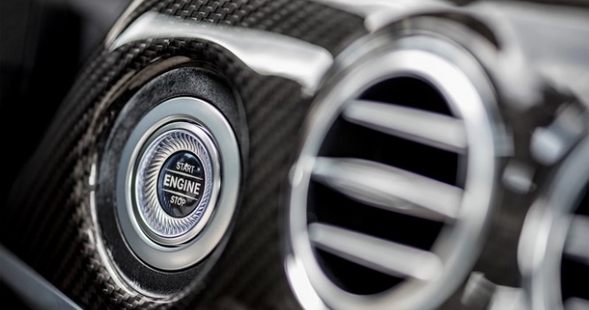 Nút bấm Start/Stop Engine: Tiện ích nguy hiểm gây chết người?