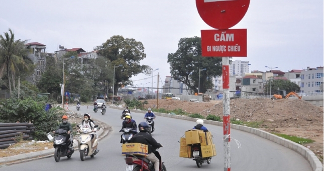 Lỗi đi ngược chiều bị phạt như thế nào?