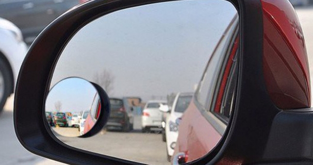 Điểm danh 6 món đồ hữu ích cần có trên ô tô