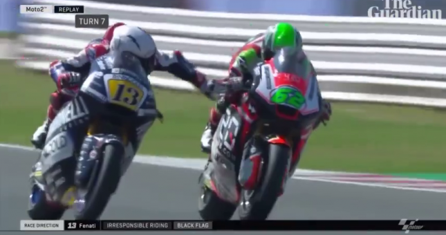 Tay đua MotoGP bị sa thải vì chơi xấu, gây nguy hiểm cho đối thủ