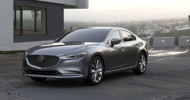 Những mẫu sedan đáng mua trong tầm giá 1 tỷ đồng