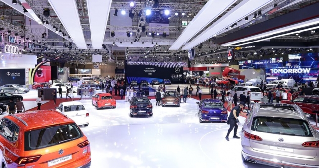 9 mẫu ô tô đang được giảm giá 'sốc' lên tới hàng trăm triệu