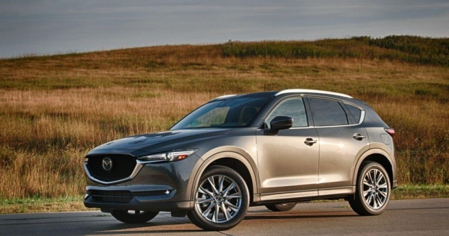 Mazda CX5 vượt mặt Honda CRV nhờ được giảm 50% thuế trước bạ