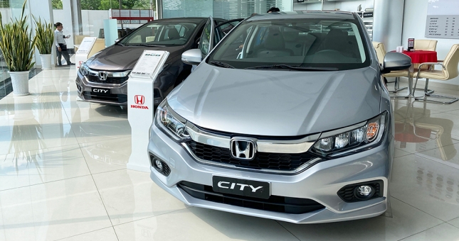 Đại lý cắt giảm khuyến mãi & tăng giá xe vì lý do duy nhất