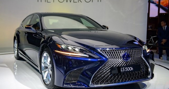 Bảng giá ô tô Lexus tháng 10/2020 mới nhất!