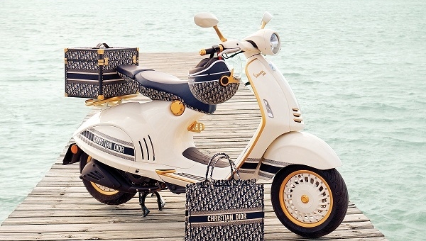 Vespa bắt tay với Dior cho ra mắt mẫu xe tay ga đẹp mê hồn