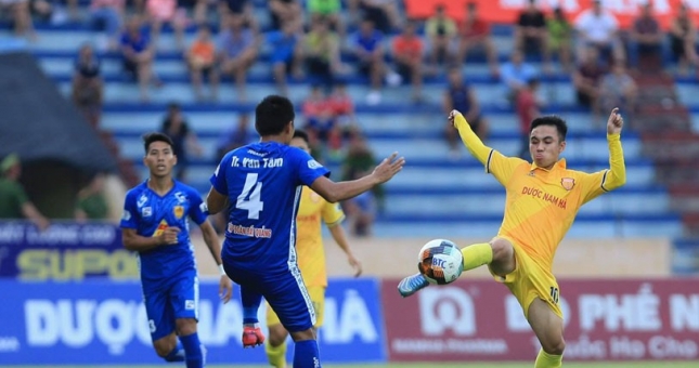 Thua Quảng Nam, Nam Định tiếp tục chuỗi trận tệ hại trên sân khách