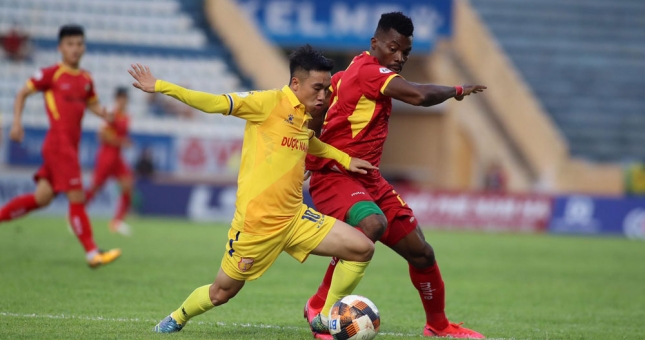 Hòa kịch tính SLNA, Nam Định chính thức ở lại V-League