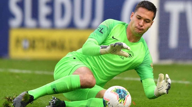 Filip Nguyen mắc sai lầm, Slovan Liberec thua trên sân nhà