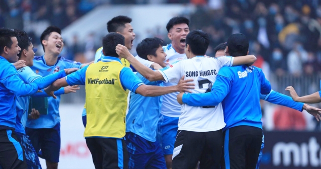 Trung 'nhóc': 'Sự cuồng nhiệt của khán giả làm chúng tôi hưng phấn'