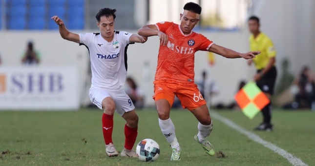 Đội trưởng U22 Việt Nam tỏa sáng, HAGL vẫn thất bại