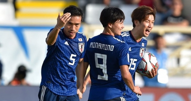 Thiếu Son Heung Min, Hàn Quốc thua đậm đội bóng số 1 châu Á