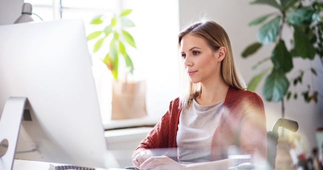 9 mẹo tái tạo năng lượng cho cơ thể và trí óc sau khi ngồi quá lâu